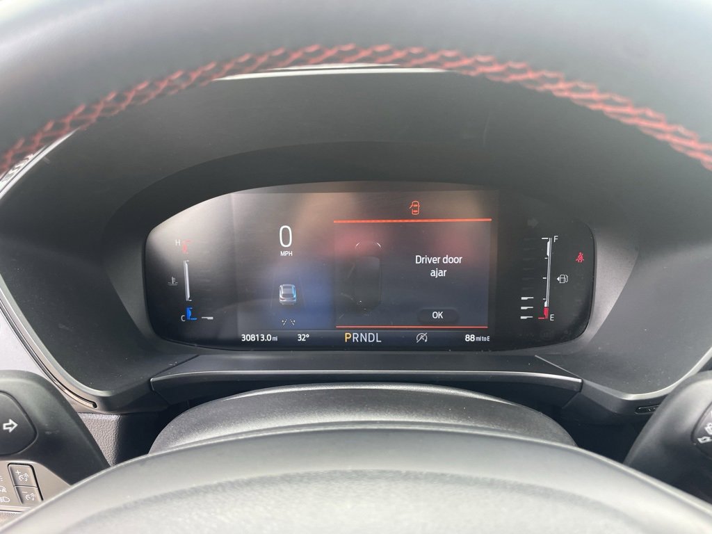 Used 2024 Ford Escape ST-Line image 12