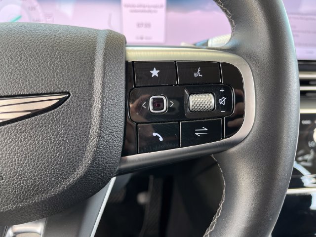Certified 2025 Genesis GV80 2.5T Standard AWD/4WD image 21