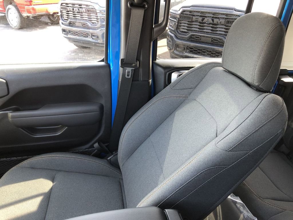 New 2026 Jeep Wrangler Willys AWD/4WD image 30