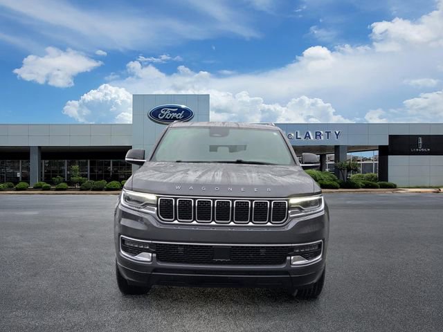 Used 2025 Jeep Wagoneer 4WD image 8