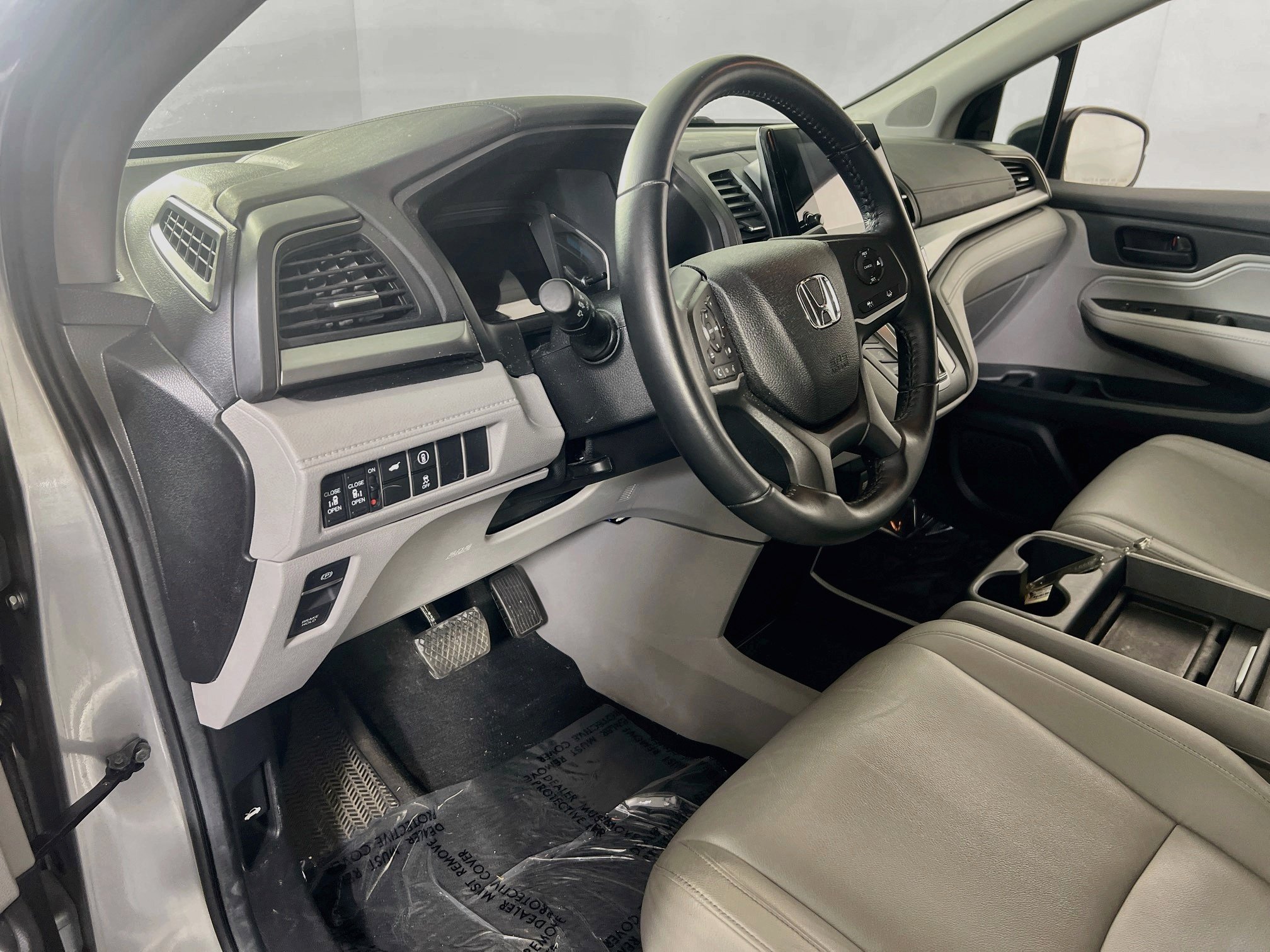 Used 2024 Honda Odyssey EX-L image 9