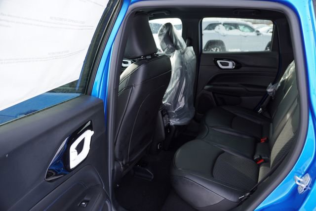 New 2026 Jeep Compass Altitude image 11