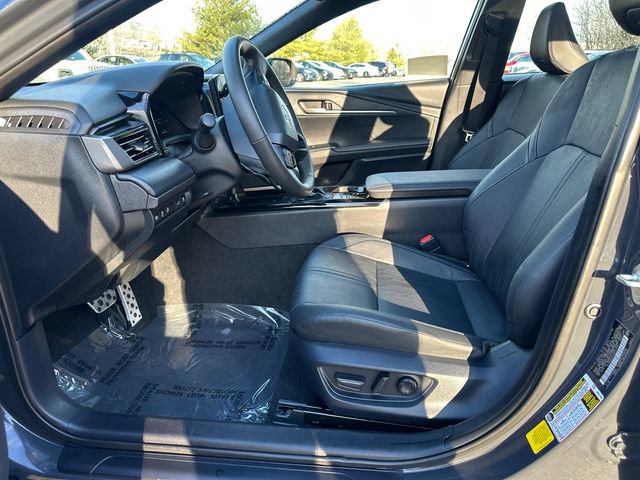 Used 2025 Toyota Camry XSE FWD image 26