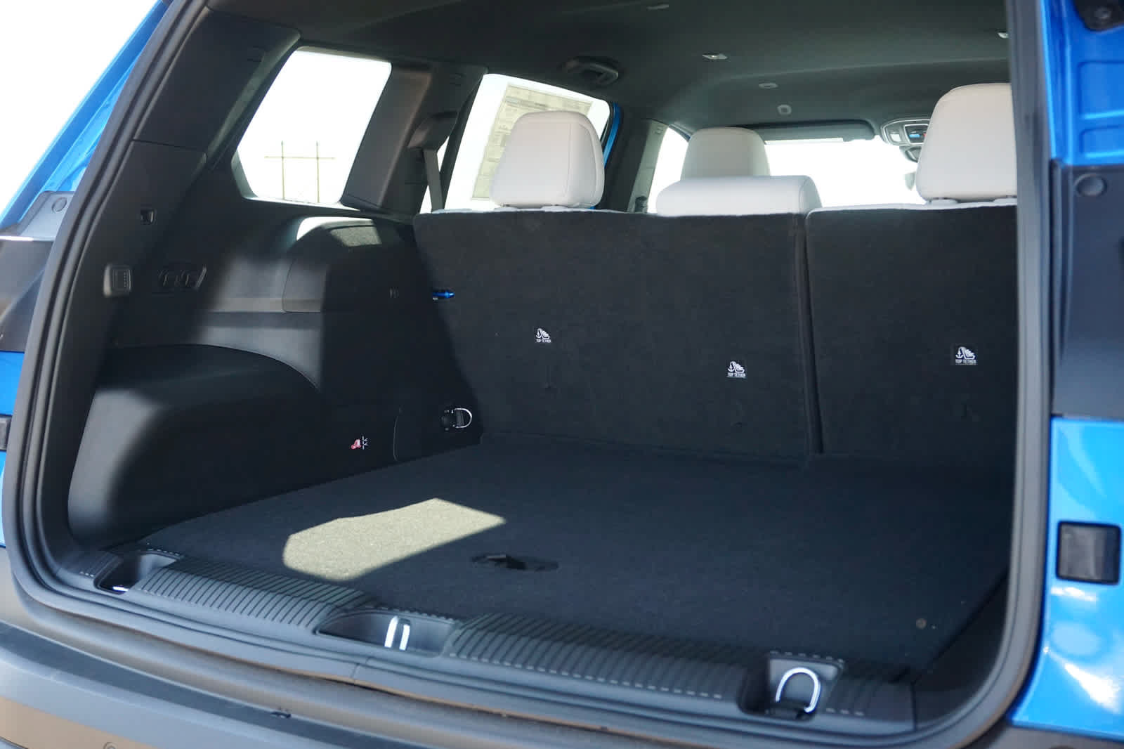 New 2026 Jeep Cherokee Laredo AWD/4WD image 35