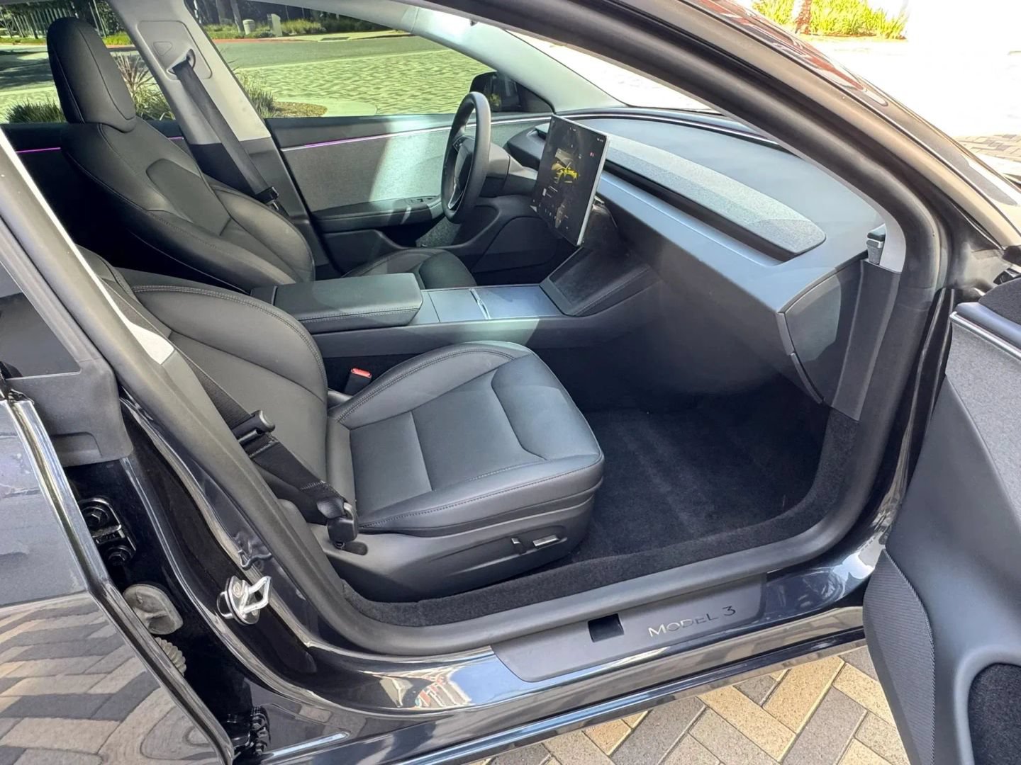 Used 2024 Tesla Model 3 Long Range RWD image 17