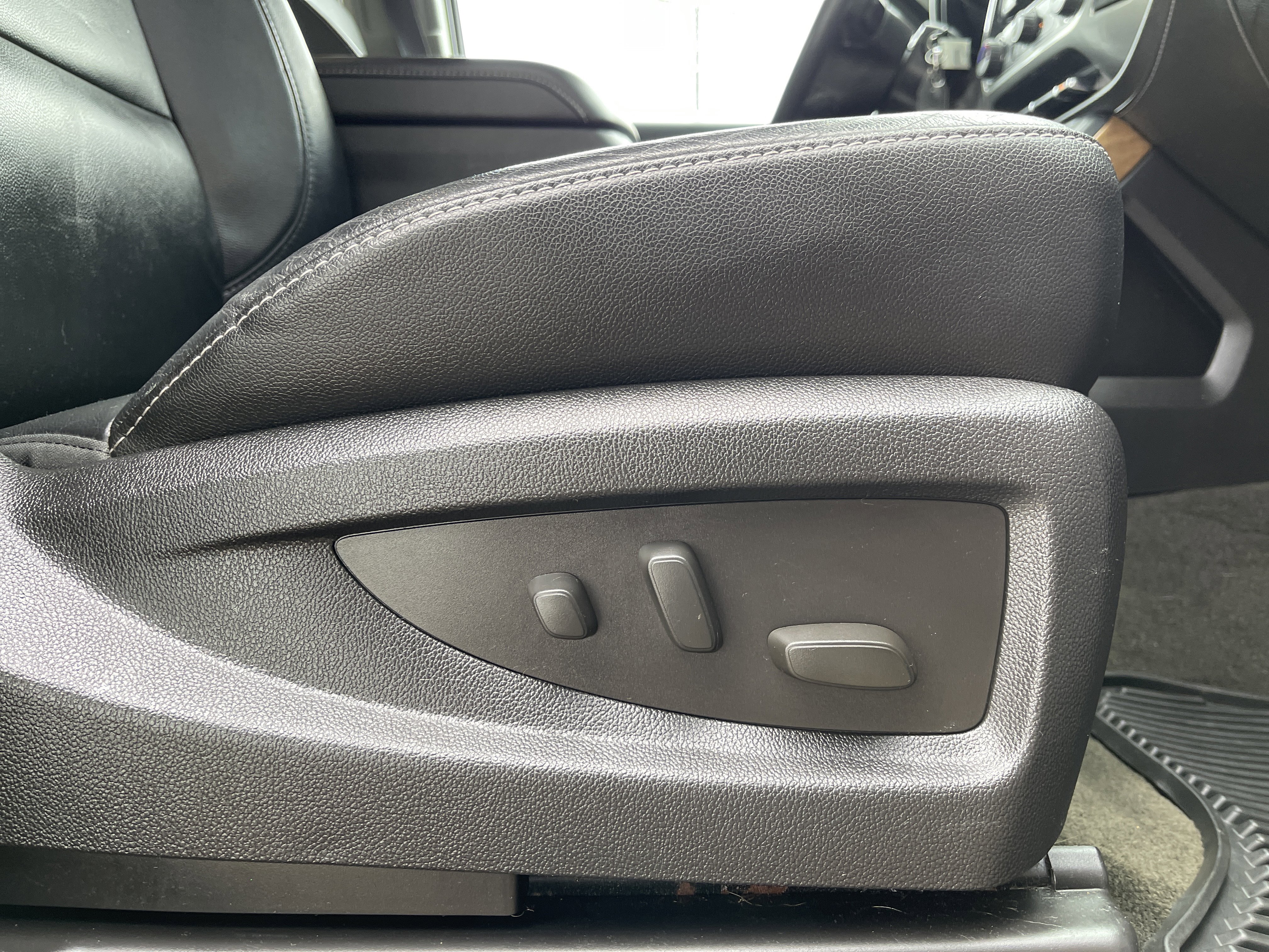 Used 2015 Chevrolet Silverado 1500 LTZ w/ LTZ Plus Package image 37