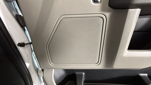 Used 2017 Ford F150 XLT w/ Equipment Group 302A Luxury AWD/4WD image 29