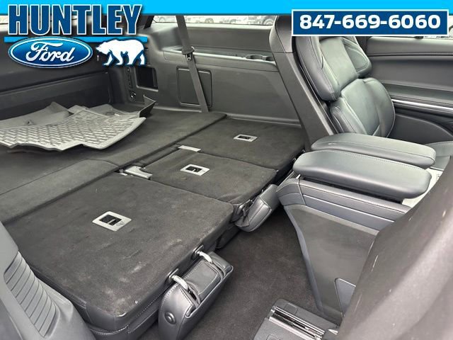 Used 2025 Lincoln Navigator L Reserve w/ Jet Appearance Package image 10