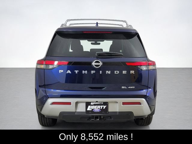 Used 2025 Nissan Pathfinder SL AWD/4WD image 4