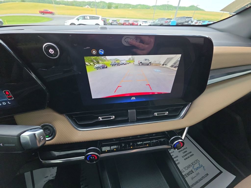 Used 2026 Chevrolet Equinox ACTIV AWD/4WD image 17