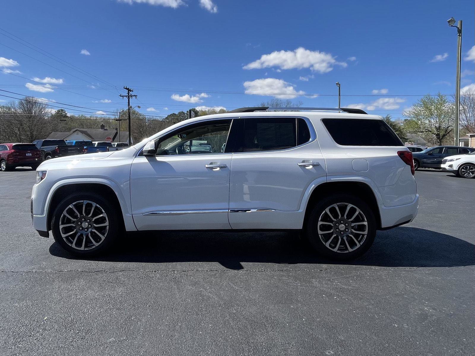 Used 2020 GMC Acadia Denali w/ Denali Ultimate Package image 24