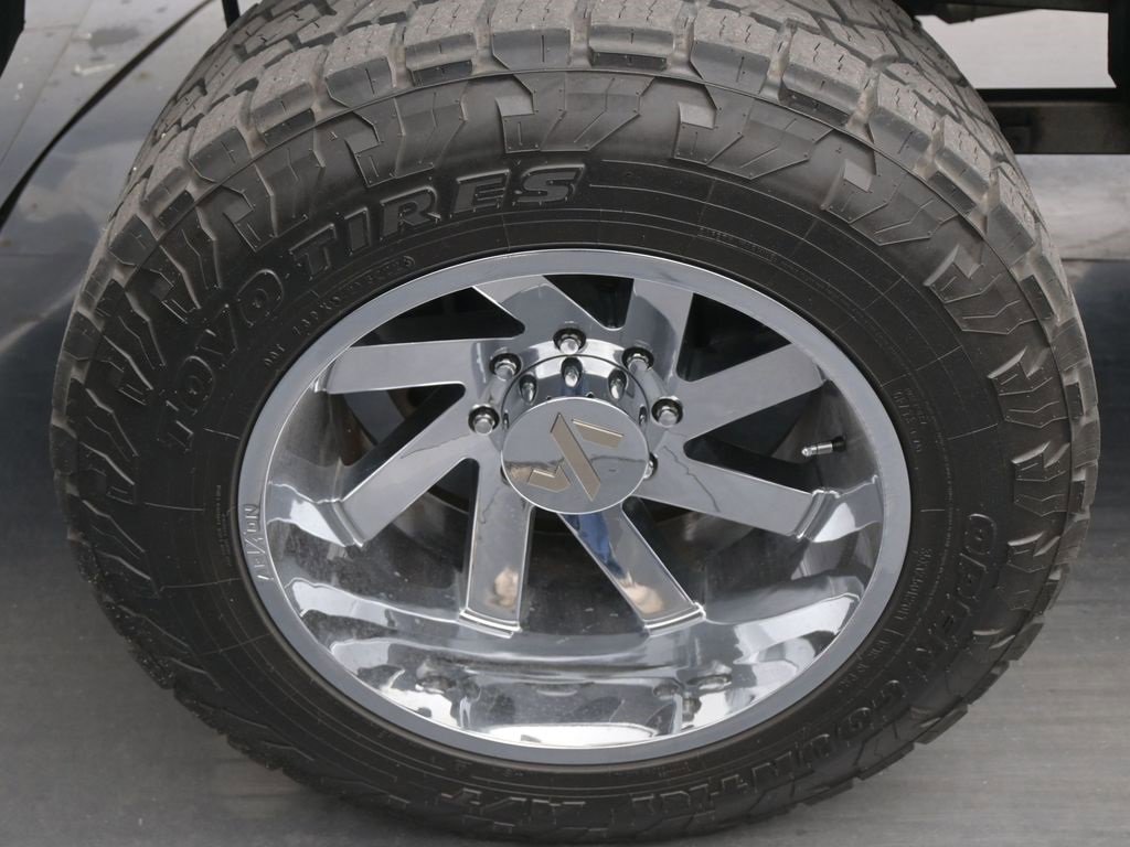 Used 2015 RAM 2500 Laramie w/ Protection Group image 12