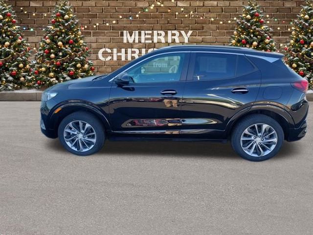 Used 2023 Buick Encore GX Select w/ Sport Touring Package image 2