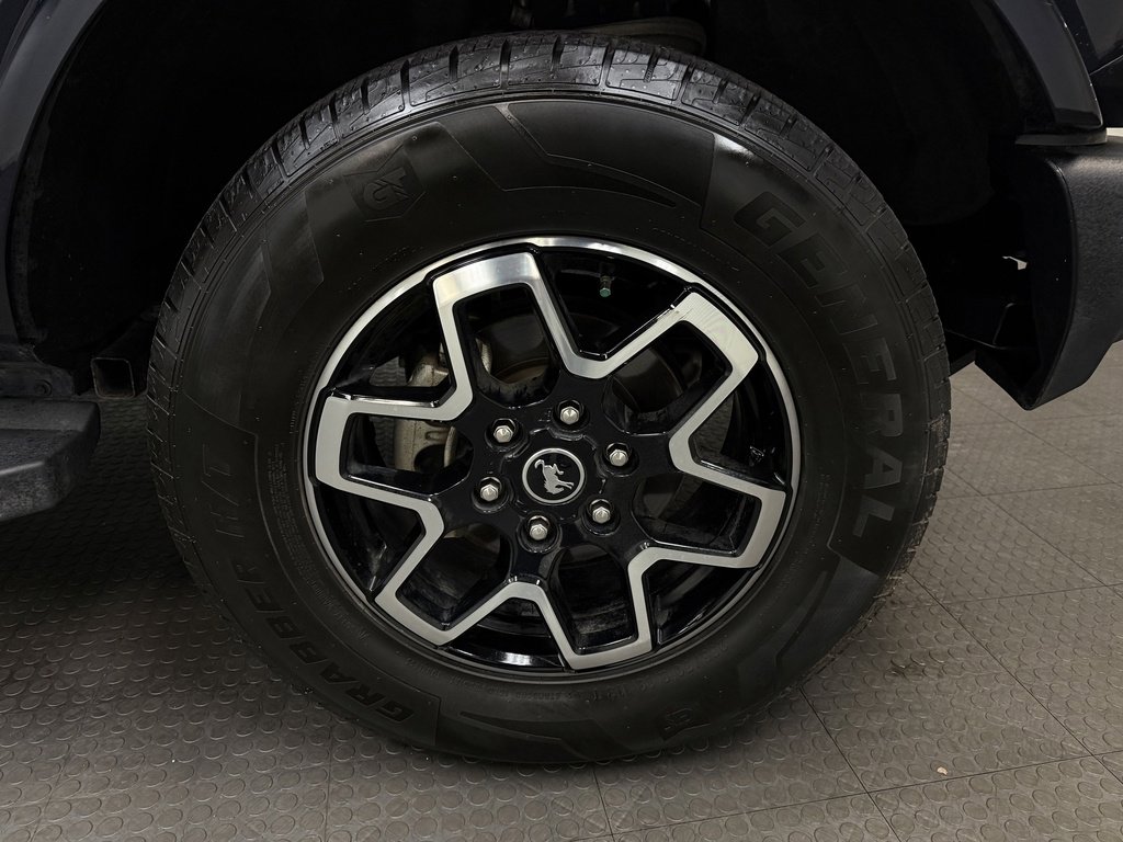 Used 2021 Ford Bronco Outer Banks image 13