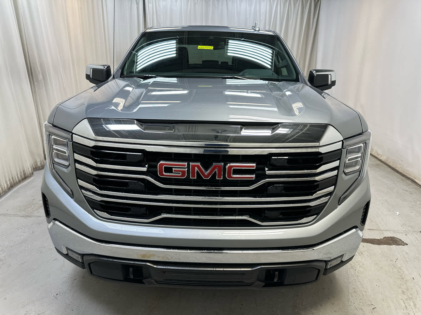 New 2026 GMC Sierra 1500 SLT w/ SLT Convenience Package image 6