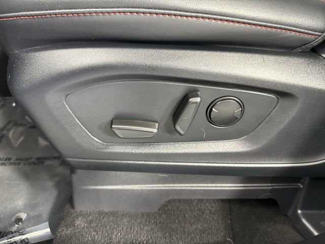 Used 2025 Ford Explorer ST-Line image 19