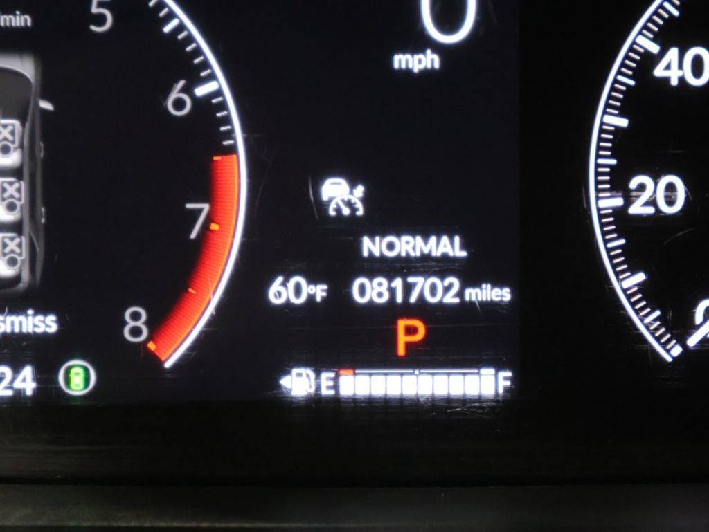 Used 2023 Honda Pilot Touring image 36