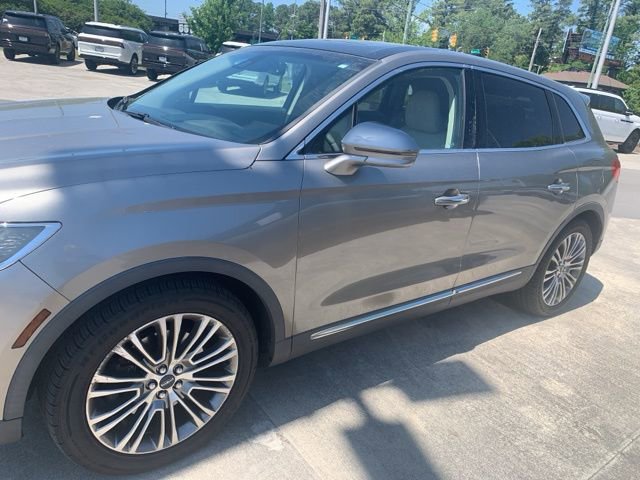 Used 2016 Lincoln MKX Reserve w/ Climate Package FWD image 1