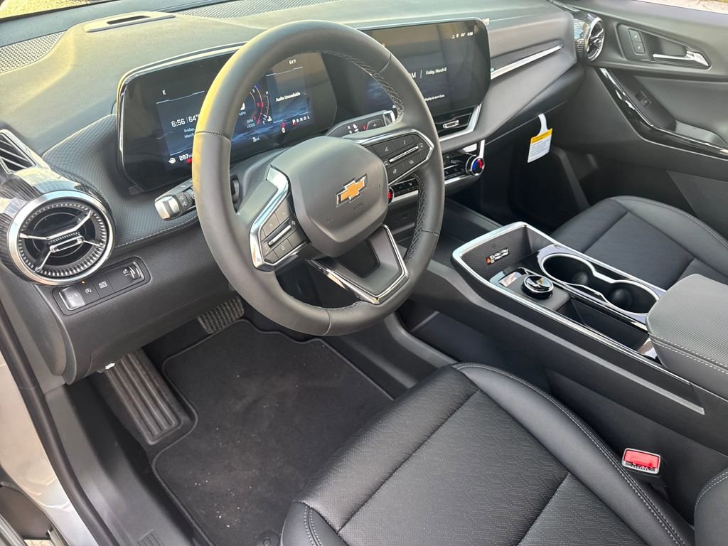 New 2026 Chevrolet Equinox LT w/ Convenience Package II image 18