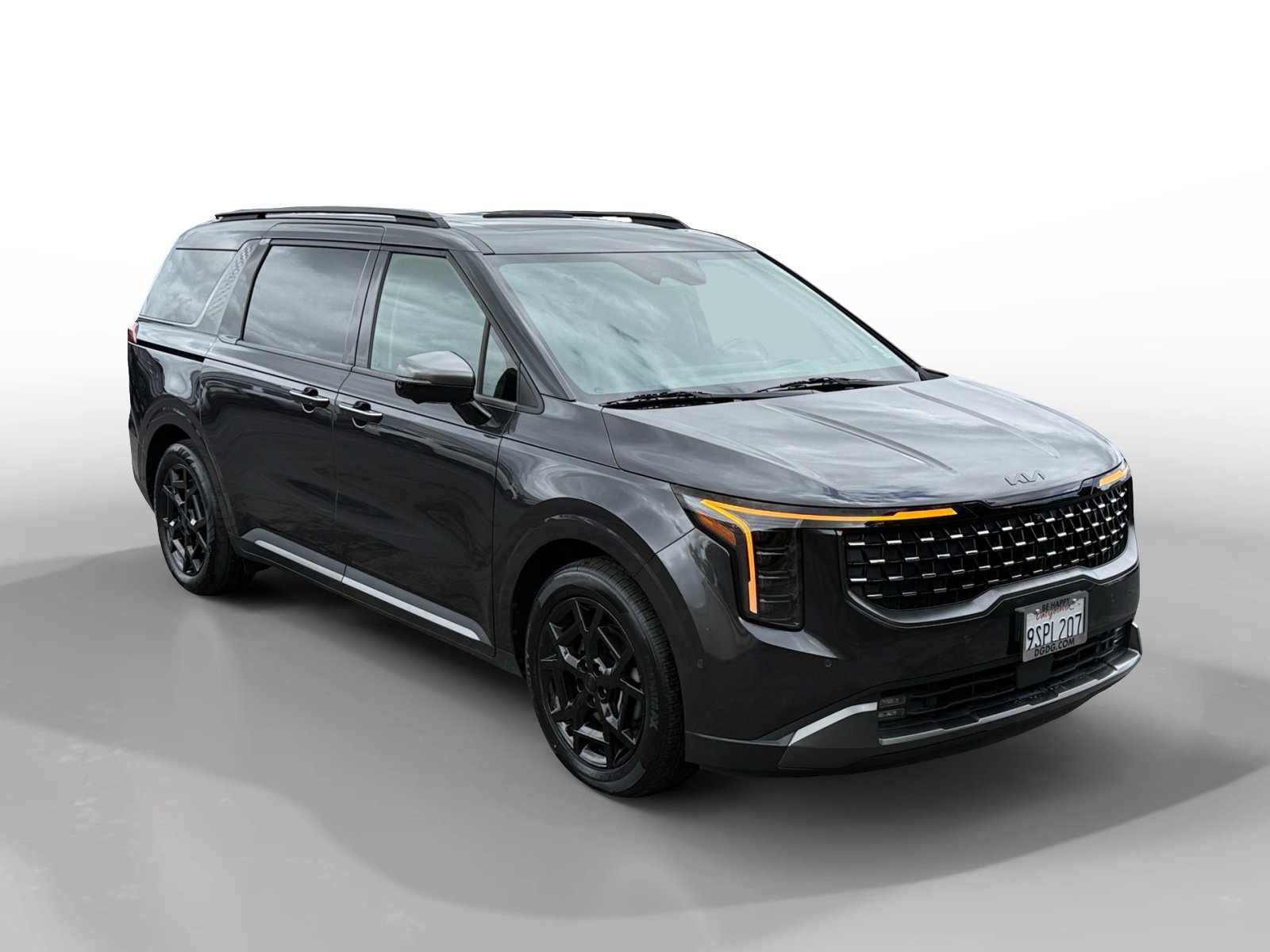 Used 2025 Kia Carnival SX Prestige image 7