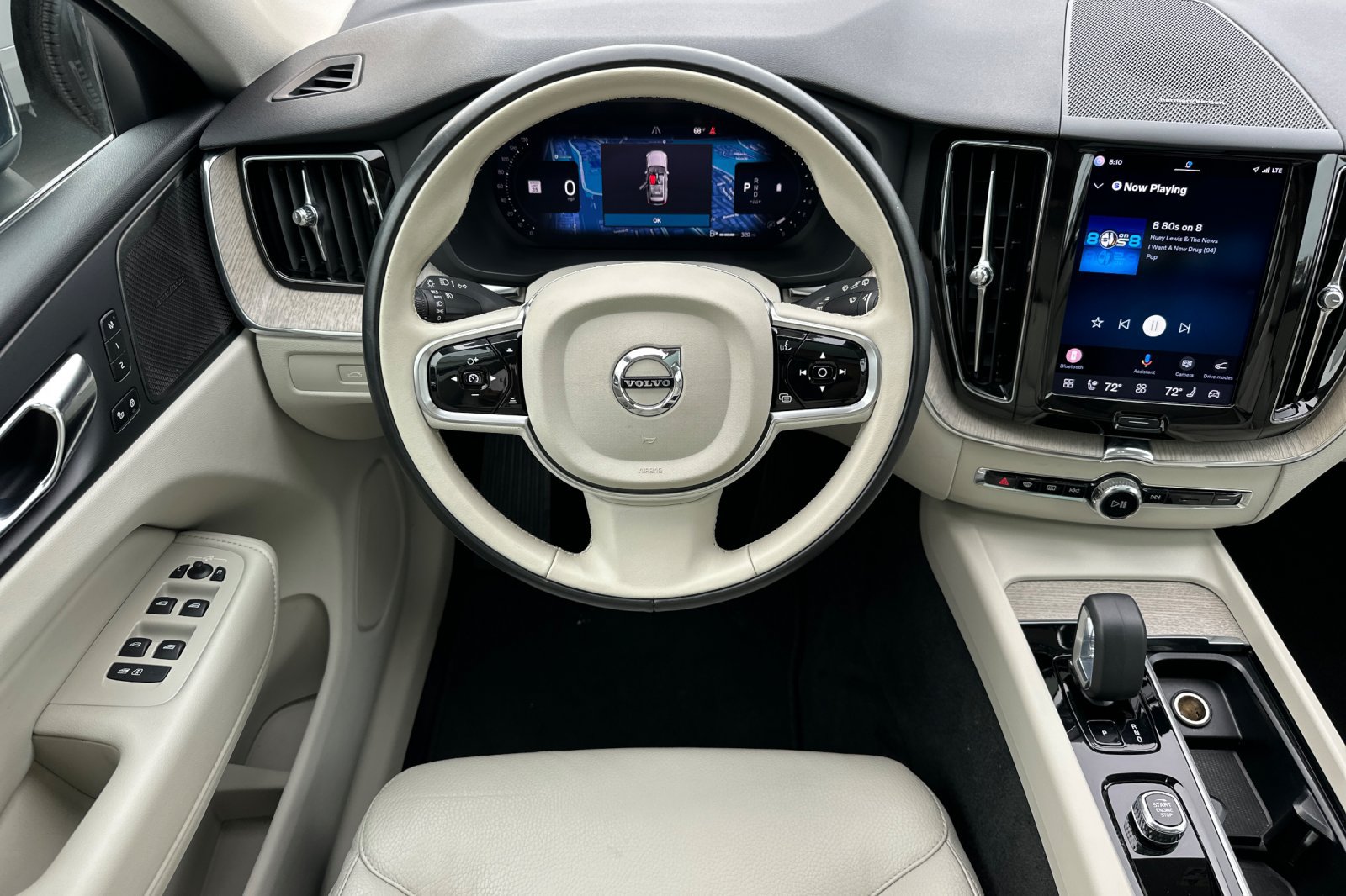 Certified 2023 Volvo XC60 B5 Plus w/ Protection Package Premier FWD image 16