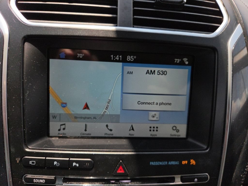 Used 2018 Ford Explorer Platinum AWD/4WD image 17