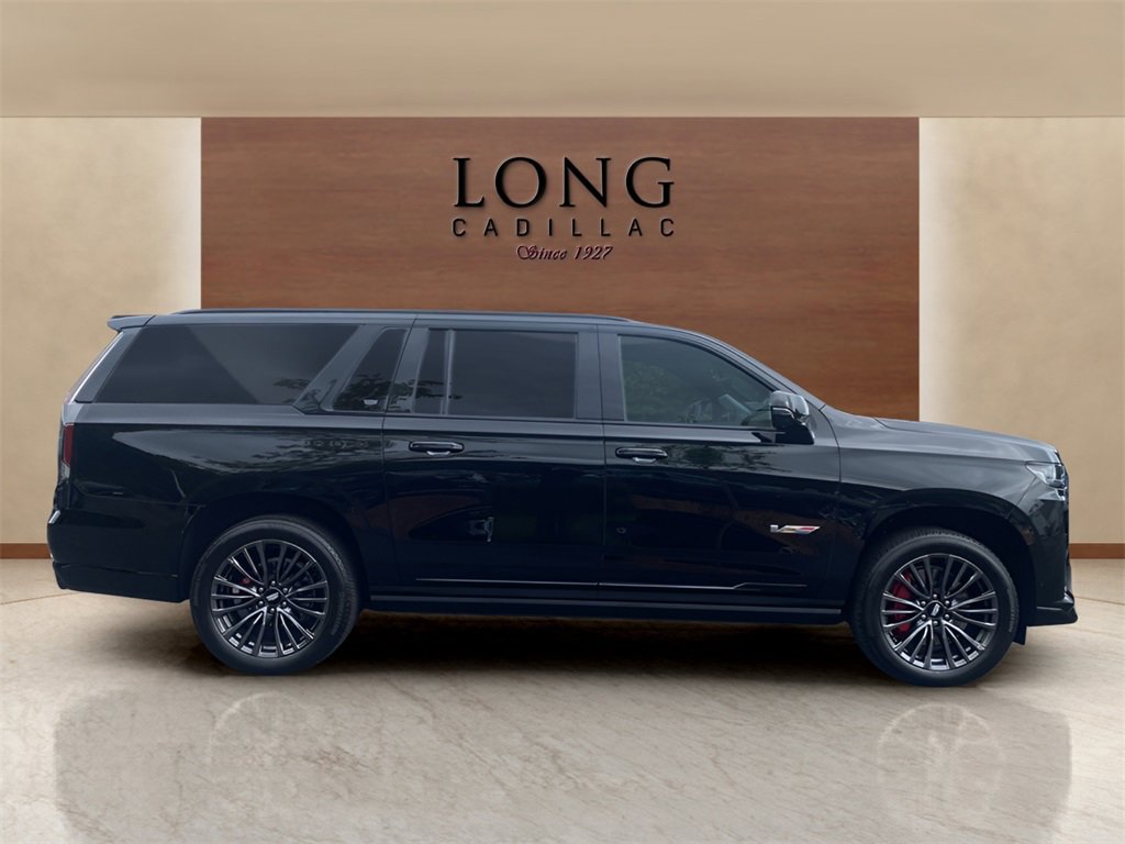 Certified 2024 Cadillac Escalade ESV V w/ Heavy-Duty Trailer Package image 6