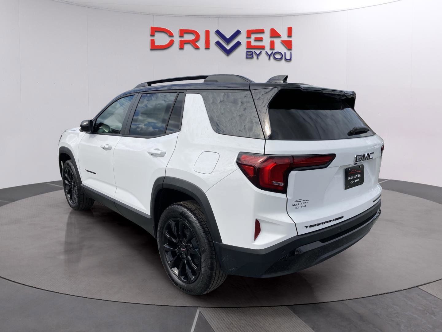 New 2026 GMC Terrain Elevation w/ Elevation Premium Package image 3