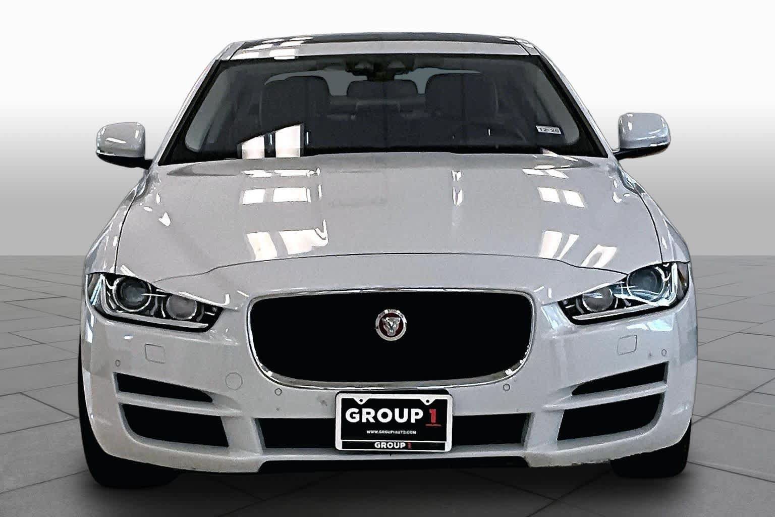 Used 2018 Jaguar XE Portfolio RWD image 3