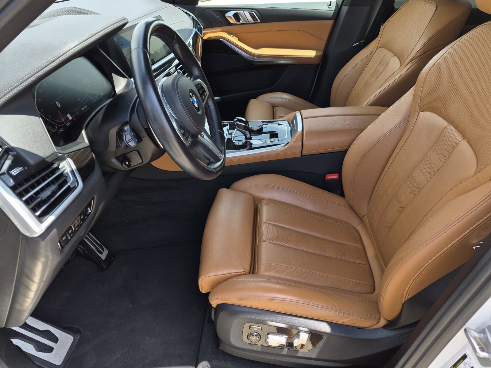 Used 2021 BMW X5 sDrive40i w/ M Sport Package RWD image 13
