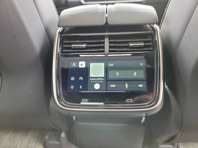 Used 2025 Rivian R1T Adventure AWD/4WD image 15