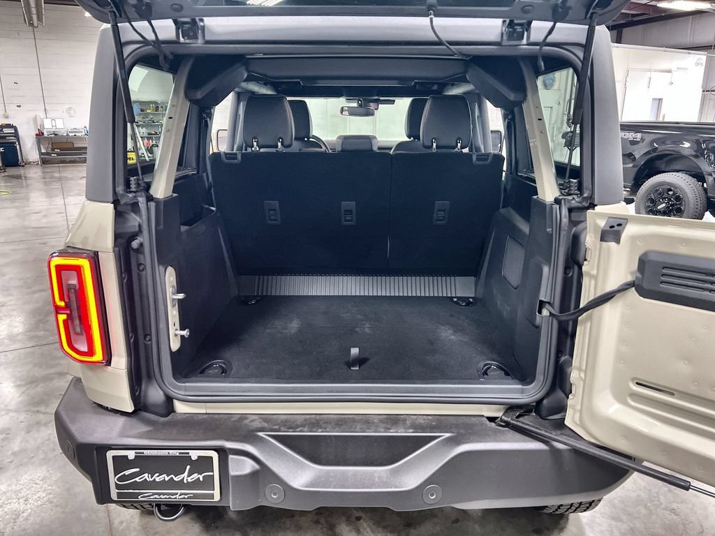Used 2025 Ford Bronco Outer Banks AWD/4WD image 27