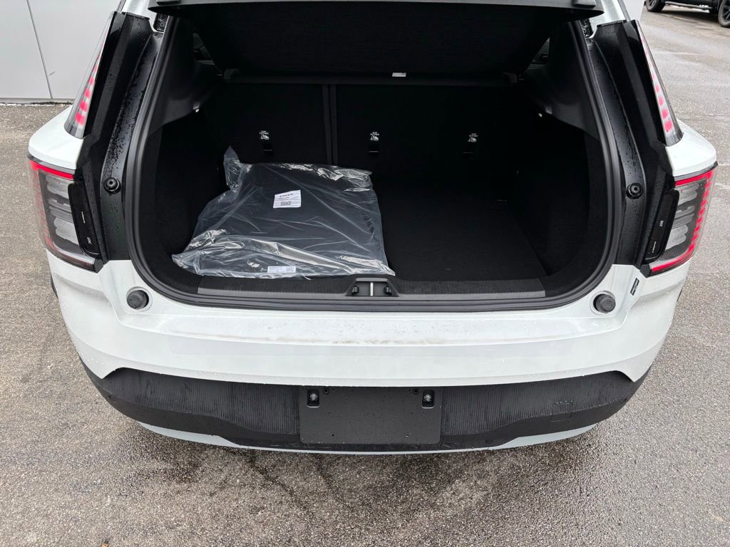 New 2026 Volvo EX30 Cross Country Ultra AWD/4WD image 18