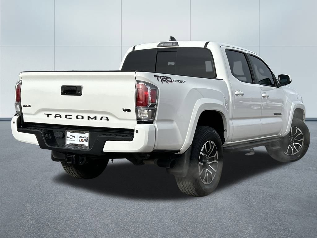 Used 2023 Toyota Tacoma TRD Sport image 2