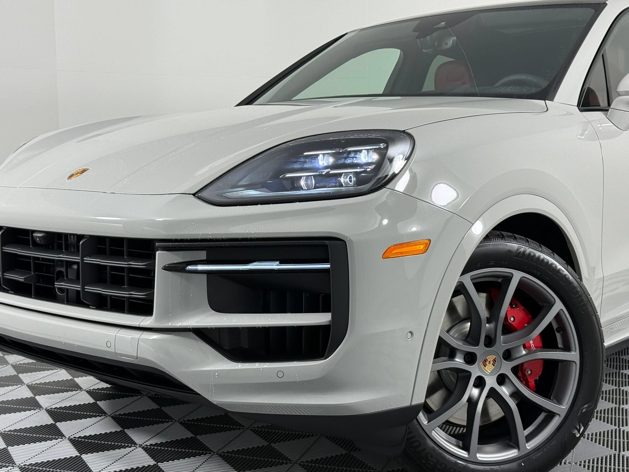 Certified 2026 Porsche Cayenne S AWD/4WD image 26