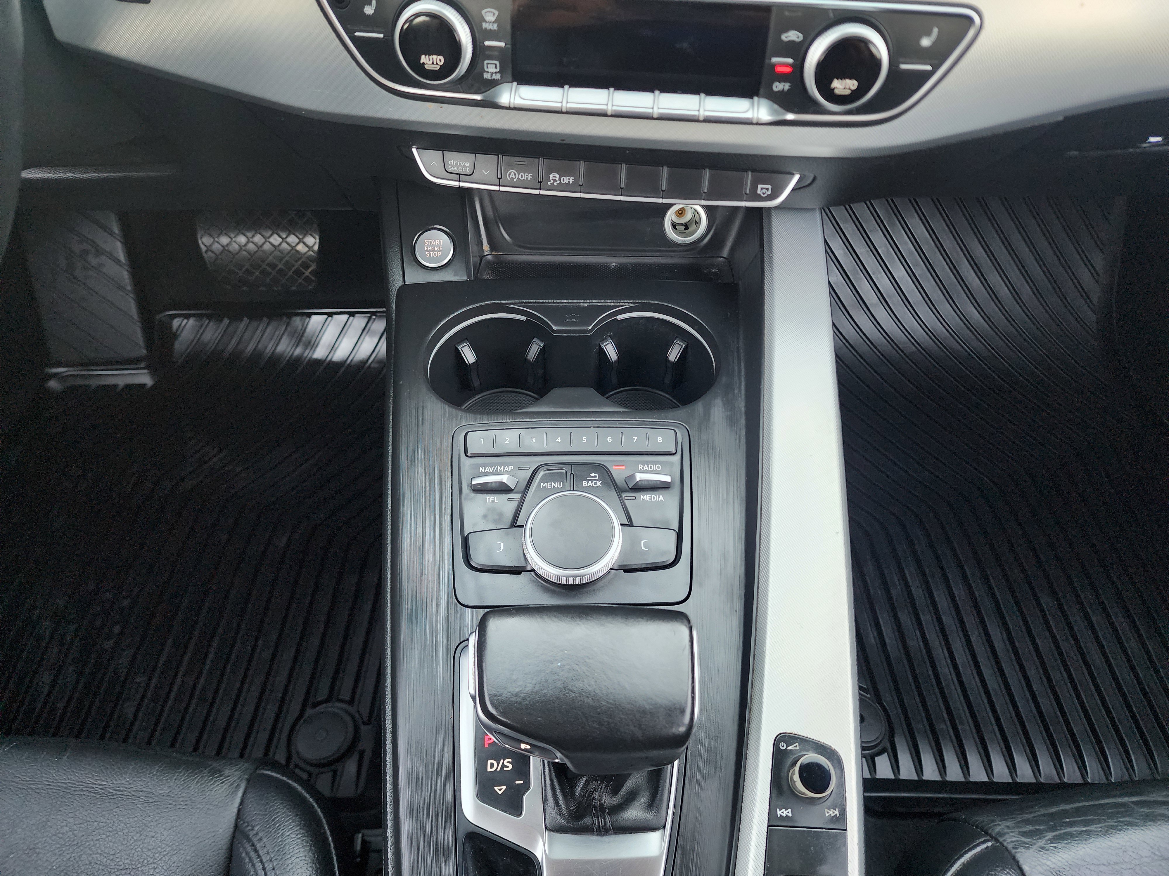 Used 2017 Audi A4 2.0T Ultra Premium w/ Convenience Package image 35