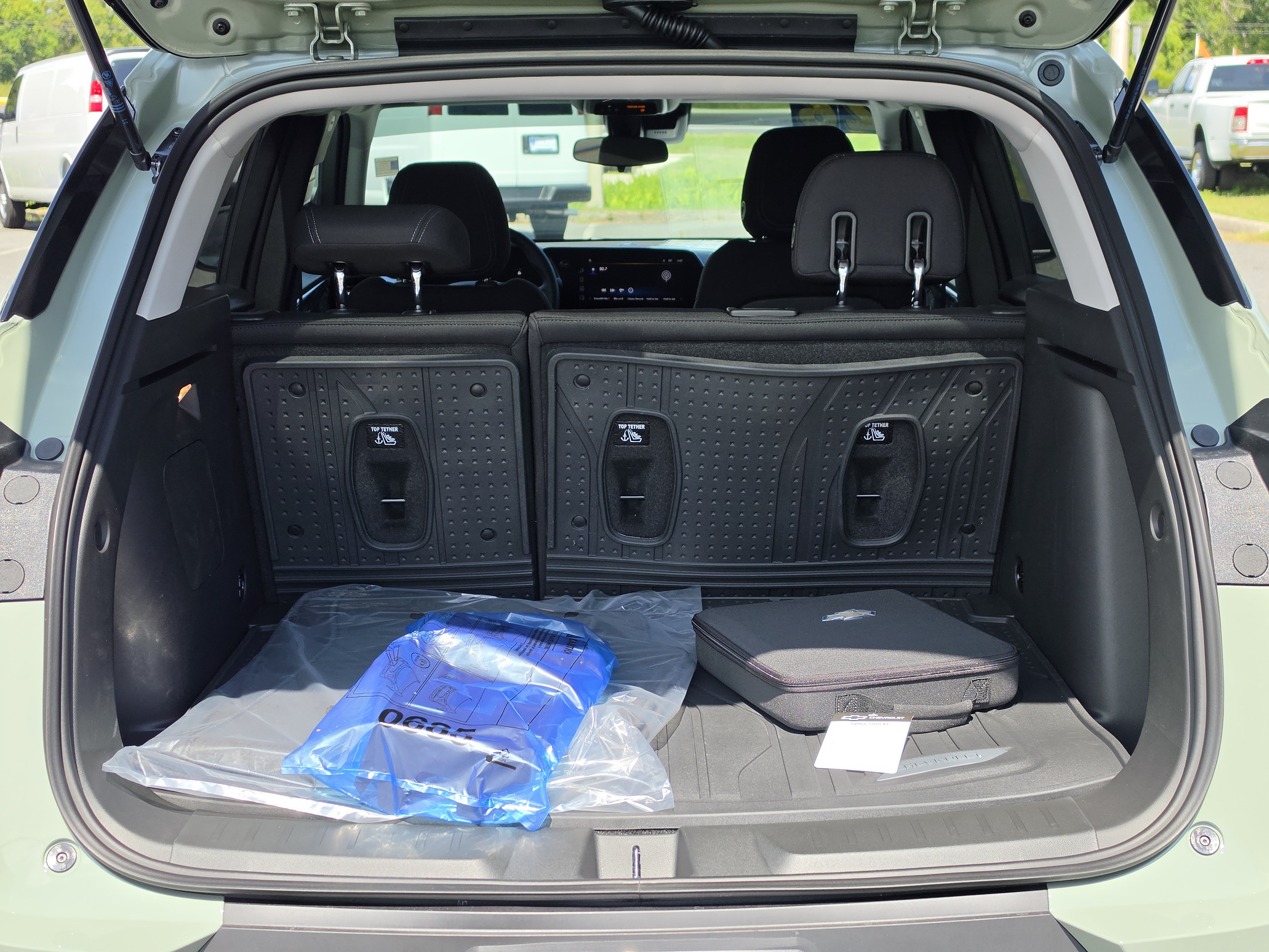 New 2026 Chevrolet TrailBlazer LT w/ LT Cold Weather Package FWD image 15