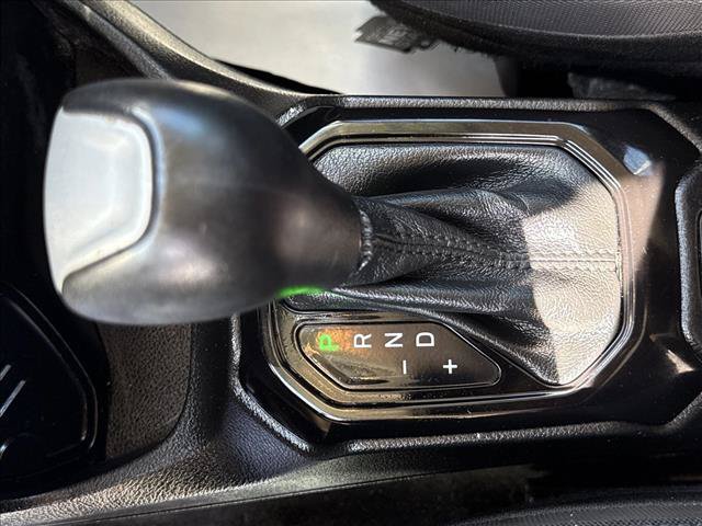 Used 2017 Jeep Renegade Altitude FWD image 20