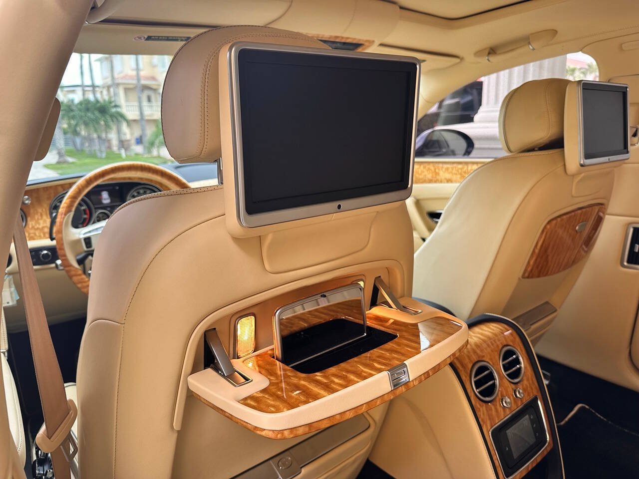 Used 2014 Bentley Flying Spur W12 AWD/4WD image 71
