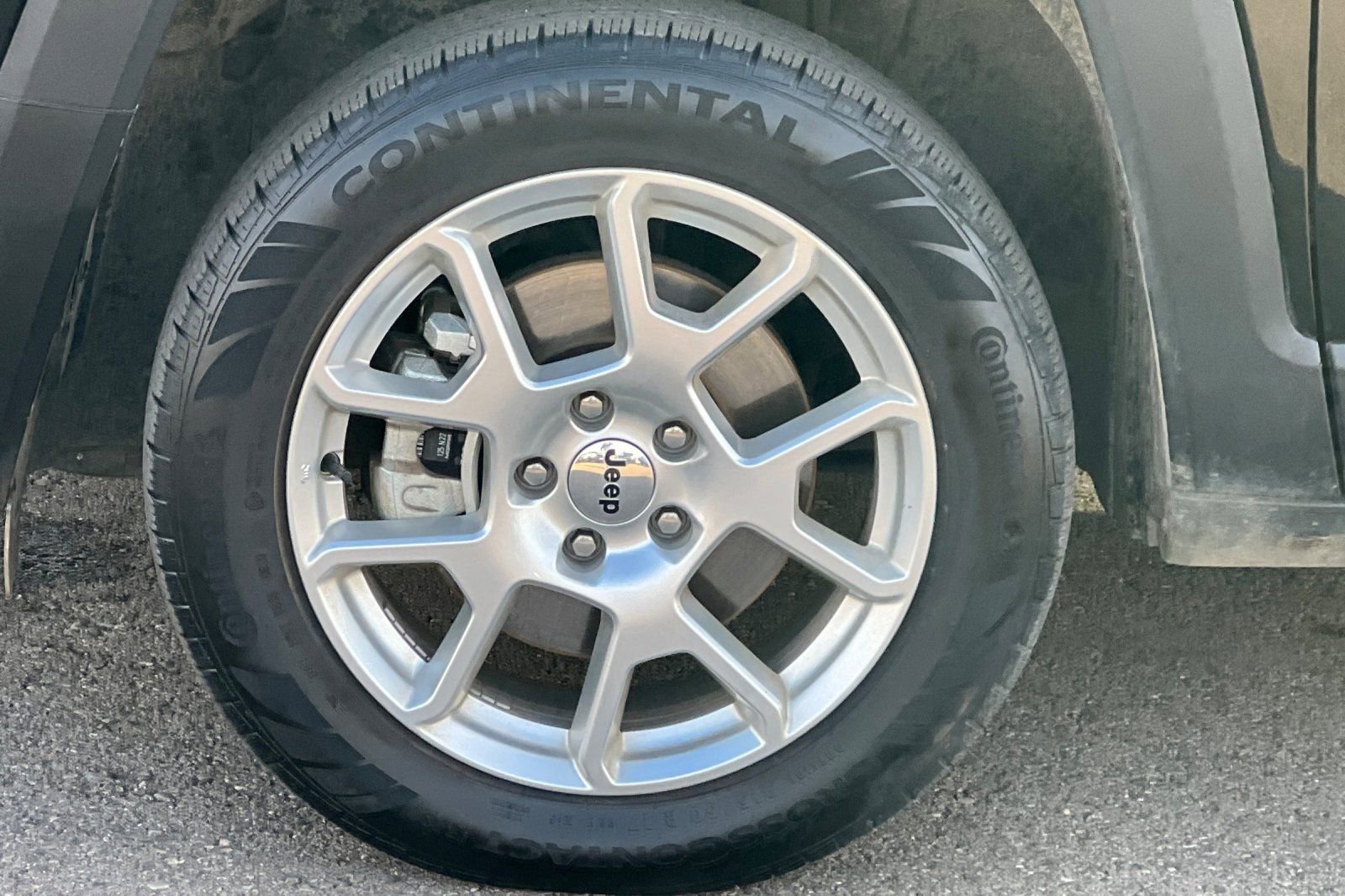 Used 2023 Jeep Renegade Latitude image 27