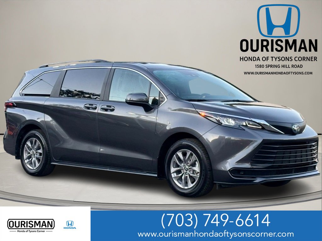 Used 2025 Toyota Sienna LE