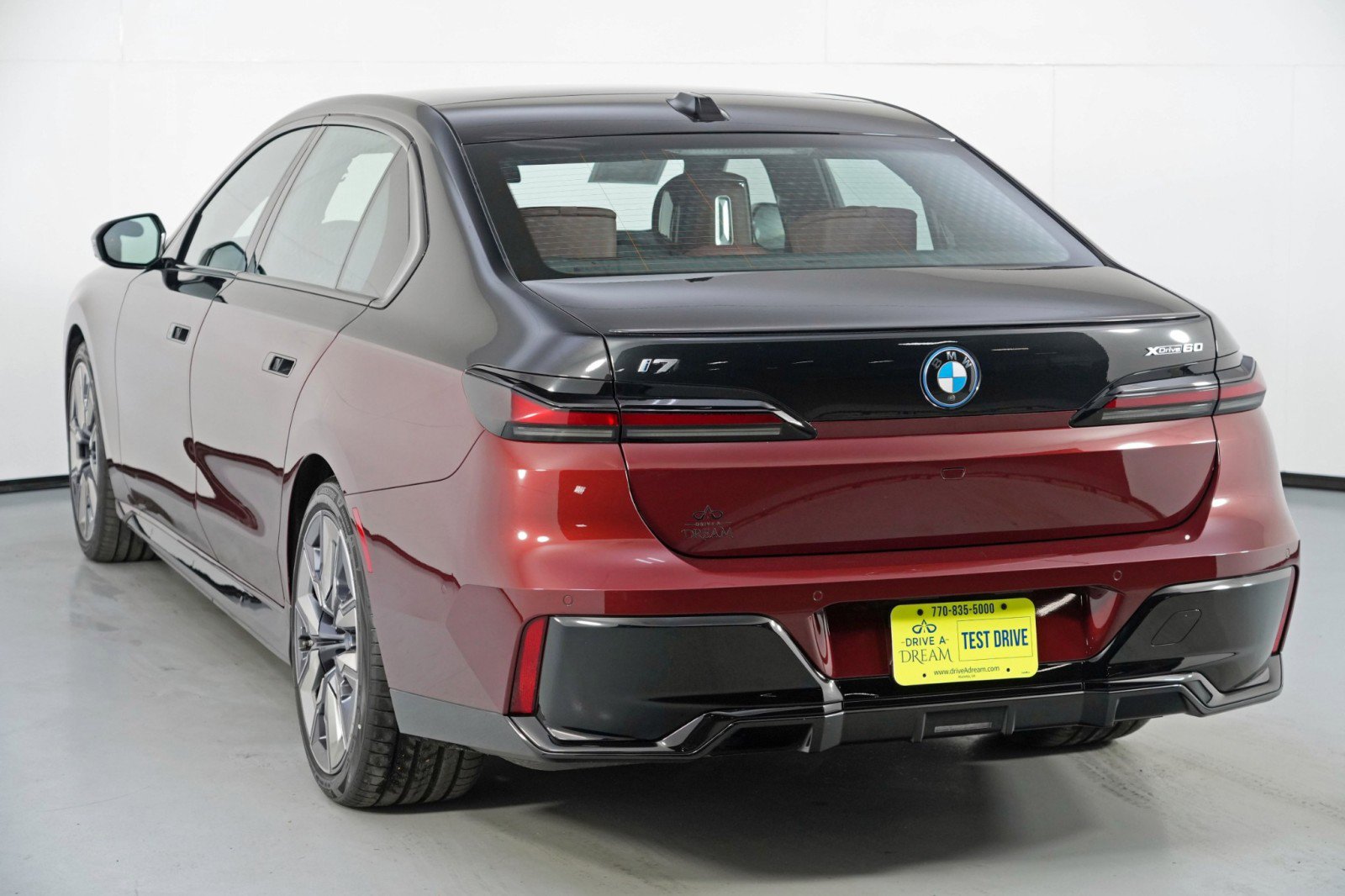 Used 2024 BMW i7 xDrive60 image 64
