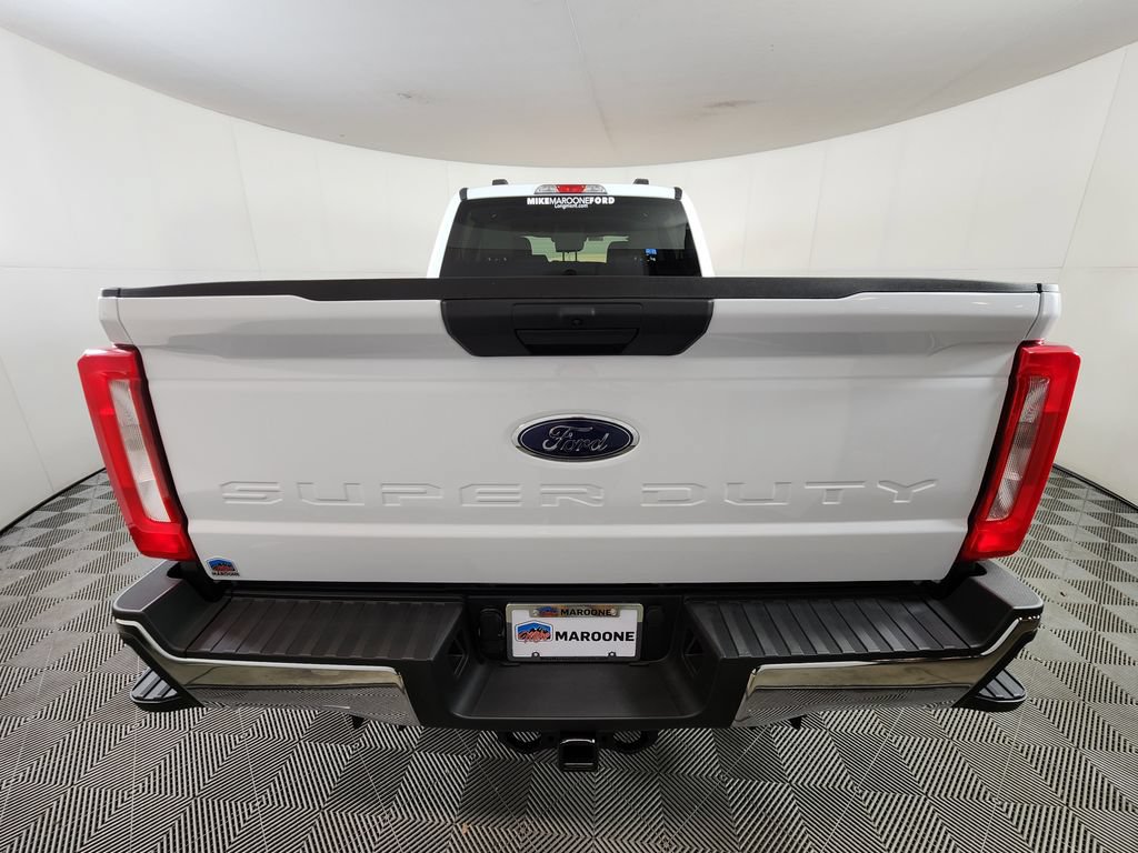 New 2026 Ford F350 XLT w/ FX4 Off-Road Package AWD/4WD image 6
