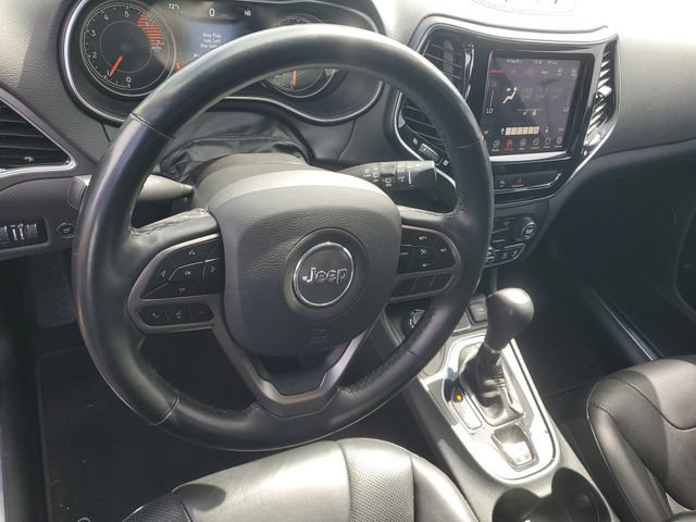 Used 2019 Jeep Cherokee Limited AWD/4WD image 19