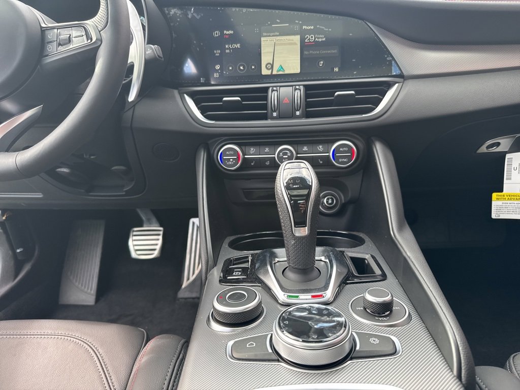New 2025 Alfa Romeo Giulia AWD w/ Driving Assist Package image 15