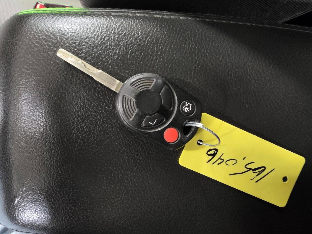 Used 2014 Ford Focus SE w/ SE Winter Package image 23