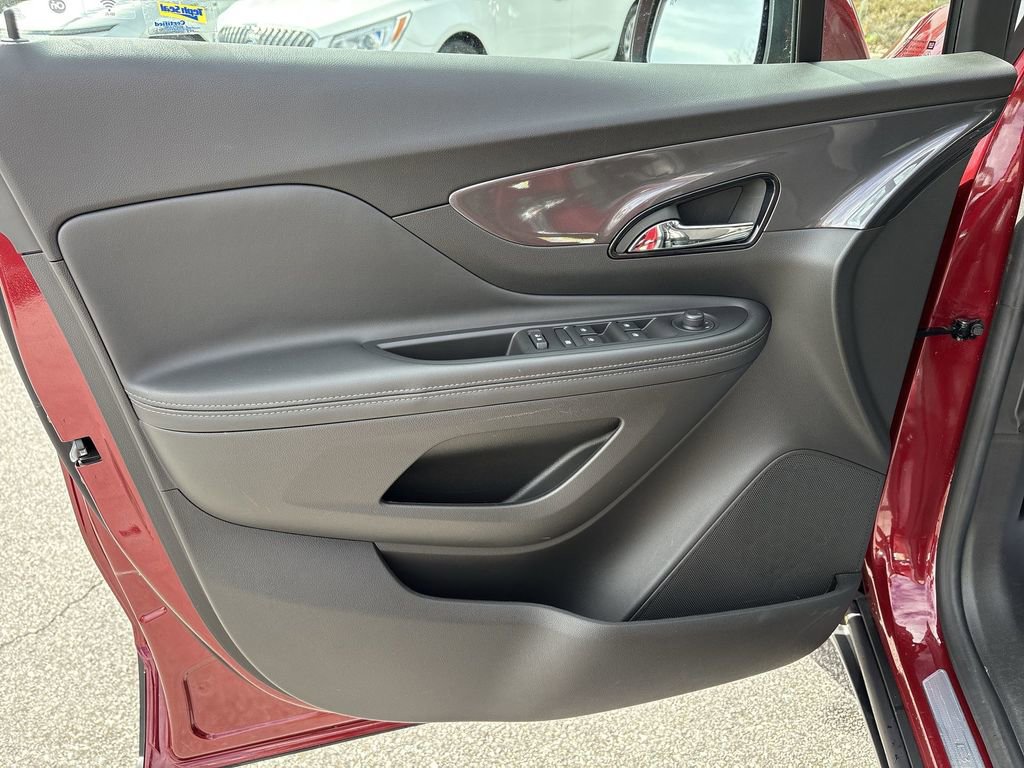 Used 2022 Buick Encore Preferred w/ Safety Package image 24