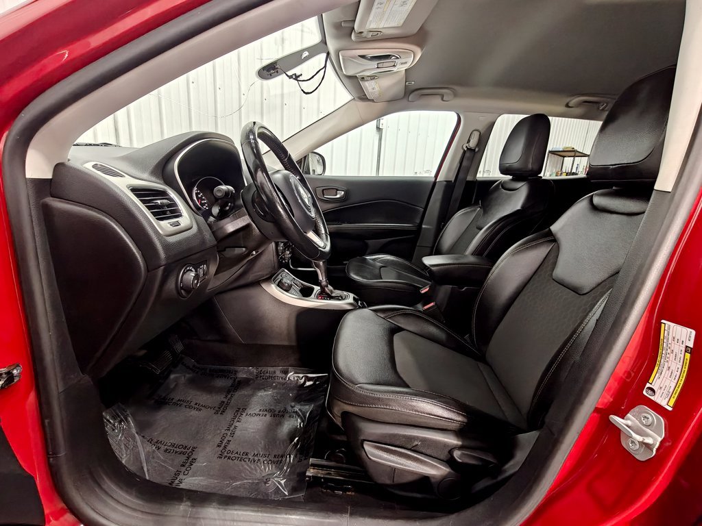 Used 2019 Jeep Compass Latitude AWD/4WD image 22