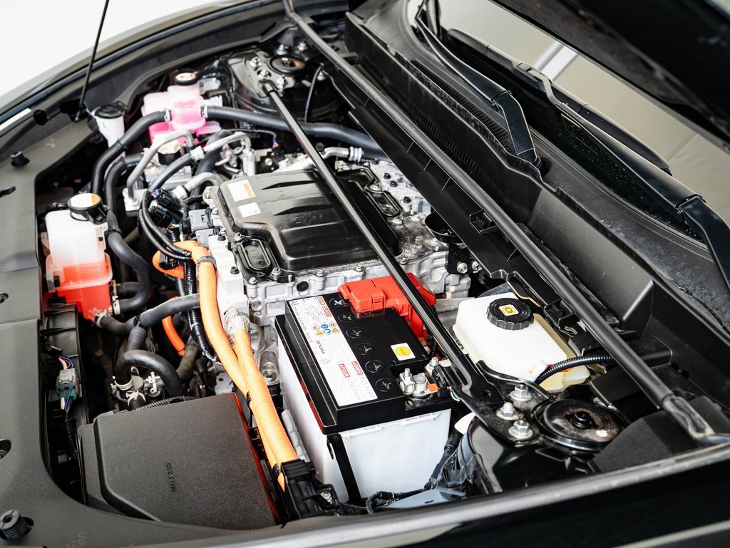 Certified 2023 Lexus RZ 450e Premium w/ Accessory Package (2T) image 36