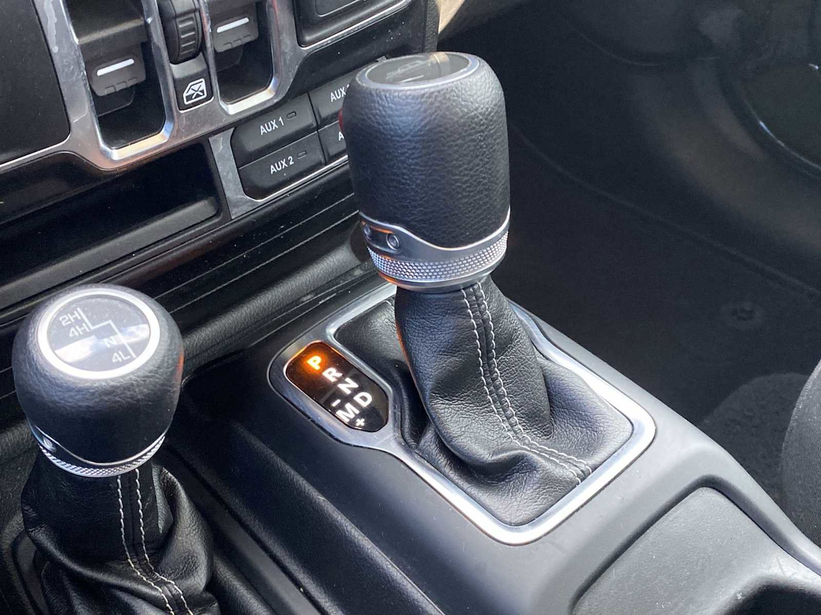 Used 2022 Jeep Gladiator Overland w/ Trailer Tow Package image 18